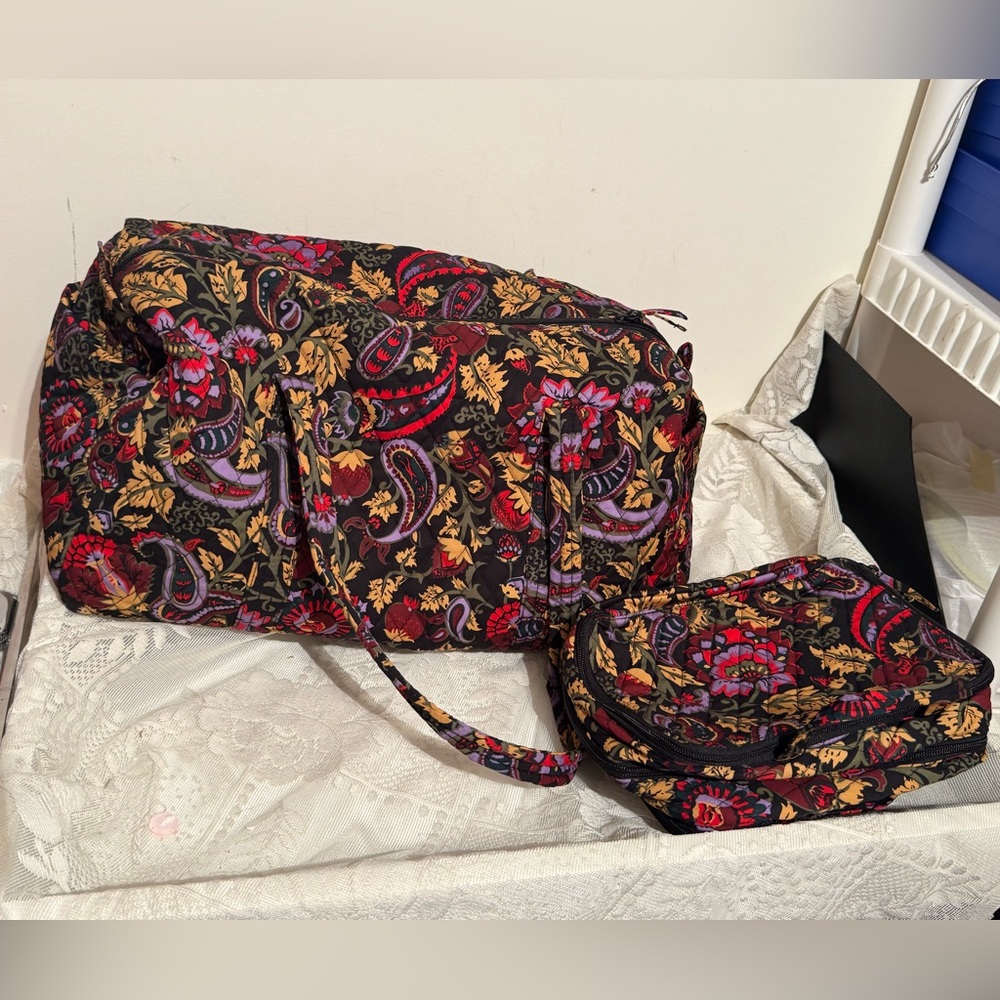 Vera Bradley Miramar Cotton Weekender & Ultimate Travel Midnight Garden- Paisley